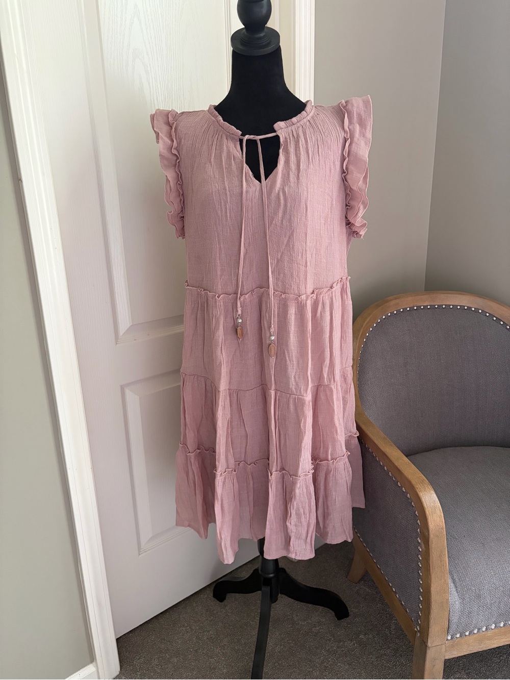 Sleeveless Tiered Midi Dress in Dusty Pink with Tie Neck